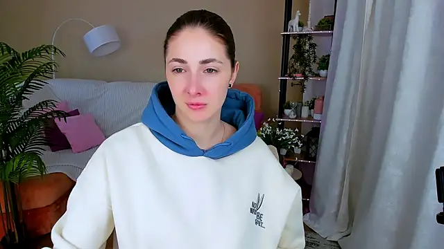 Snapshot of SensitiveSooul chatting on October 5, 4:34 pm SensitiveSooul online show from October 5, 4:34 pm