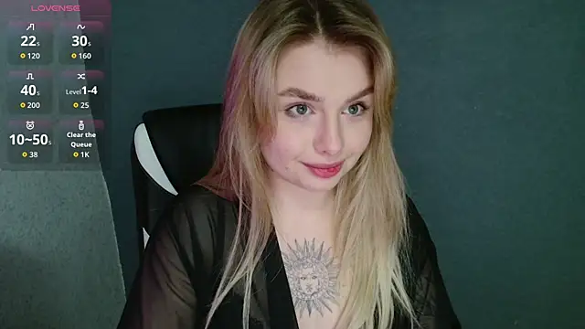 Snapshot of AngelicaHollywood chatting on October 20, 8:01 pm AngelicaHollywood online show from October 20, 8:01 pm