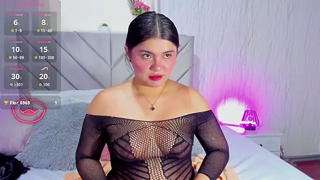 Snapshot of AmberSinner chatting on September 19, 11:09 am AmberSinner online show from September 19, 11:09 am