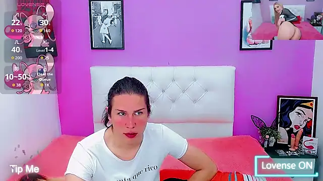 Snapshot of Azley_sweet chatting on October 15, 7:16 pm Azley sweet online show from October 15, 7:16 pm