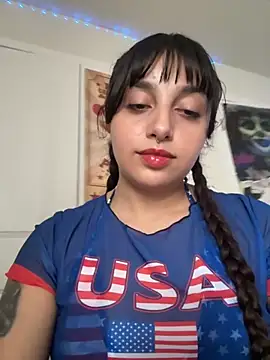 Snapshot of CharmingMaddie chatting on September 30, 7:19 pm CharmingMaddie online show from September 30, 7:19 pm