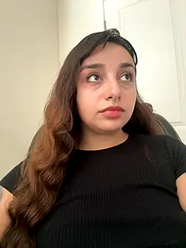 Snapshot of CharmingMaddie chatting on October 11, 4:10 pm CharmingMaddie online show from October 11, 4:10 pm