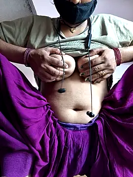 Love-pari077 online show from April 18, 1:52 am