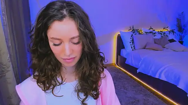 ChristinaConteeree online show from September 24, 6:29 pm