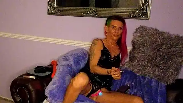 Jizzabella online show from September 24, 10:53 pm