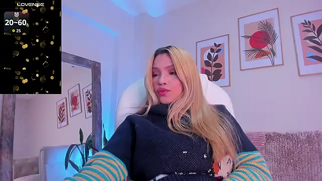 victoria giraldo online show from November 8, 5:12 am