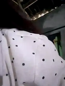 Snapshot of PhayPhay123 chatting on September 28, 12:07 am PhayPhay123 online show from September 28, 12:07 am