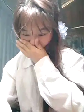 Snapshot of PhayPhay123 chatting on October 25, 8:00 am PhayPhay123 online show from October 25, 8:00 am