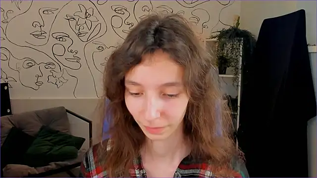 EmmanuellBrown online show from October 3, 12:43 pm