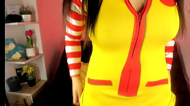 emma fiore4  online show from September 26, 6:38 pm