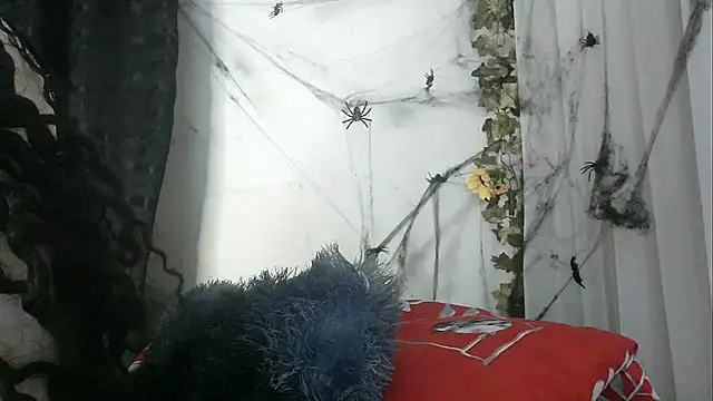 angelainparis28 online show from October 14, 6:05 am