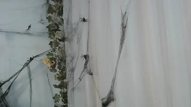 angelainparis28 online show from October 21, 1:09 am