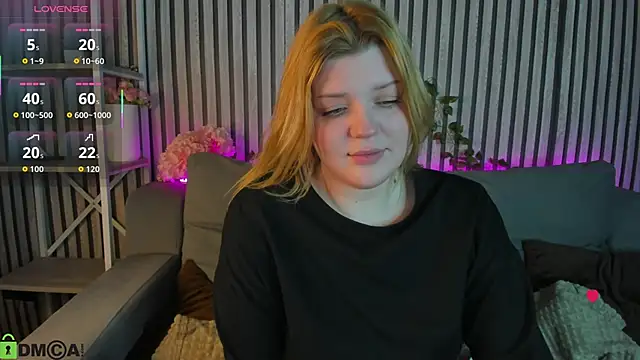 Michele Greenn online show from March 26, 1:19 am