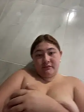 Snapshot of Rouse-Antonella chatting on October 19, 11:45 am Rouse-Antonella online show from October 19, 11:45 am