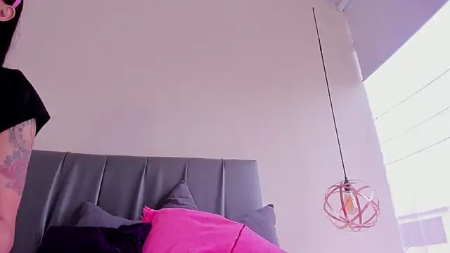 iisabella noa online show from February 13, 2:19 pm