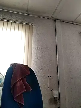 est 82 online show from September 30, 8:53 am