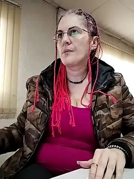 est 82 online show from October 6, 7:58 am