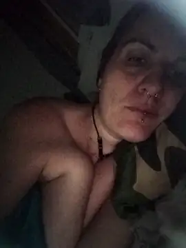 est 82 online show from September 24, 9:36 pm