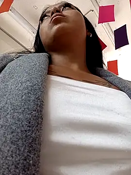 LunaHot 777 online show from February 24, 6:39 pm