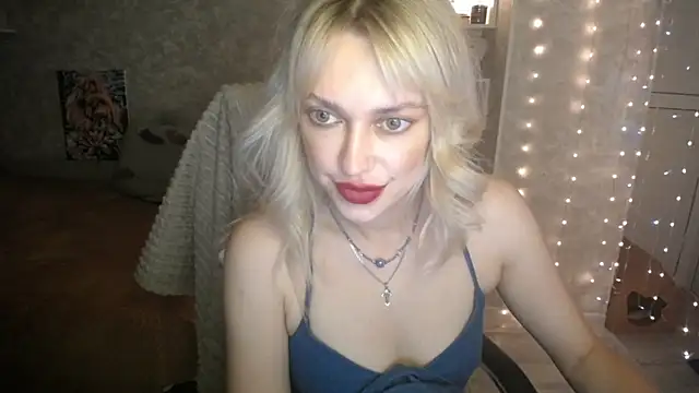 NickyAdamidi online show from October 18, 5:15 pm