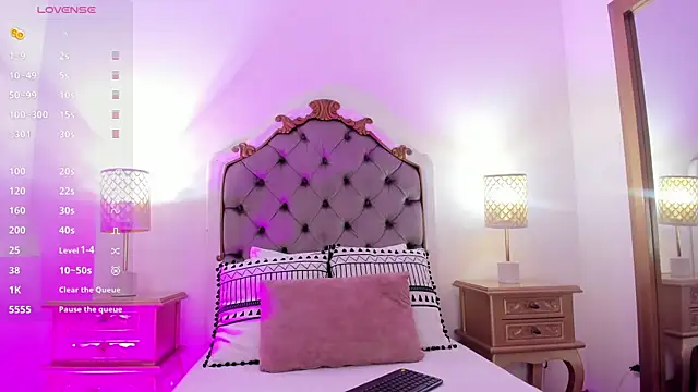 HarleyQueen666 online show from February 13, 11:23 am