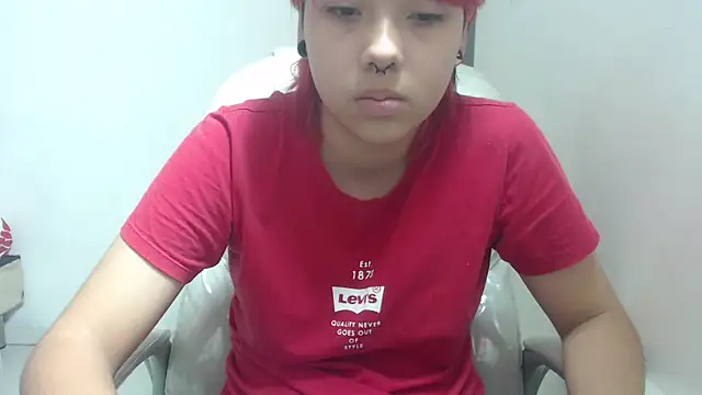 Snapshot of BJkoreanboy chatting on October 9, 2:37 am BJkoreanboy online show from October 9, 2:37 am