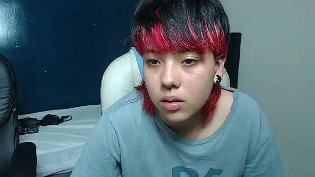 Snapshot of BJkoreanboy chatting on October 15, 9:28 pm BJkoreanboy online show from October 15, 9:28 pm