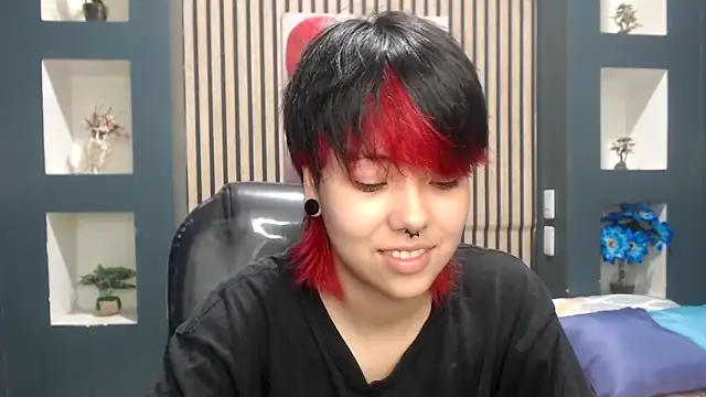 Snapshot of BJkoreanboy chatting on October 1, 6:13 pm BJkoreanboy online show from October 1, 6:13 pm