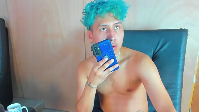 Snapshot of spicy_adonhis chatting on September 13, 7:11 pm spicy adonhis online show from September 13, 7:11 pm