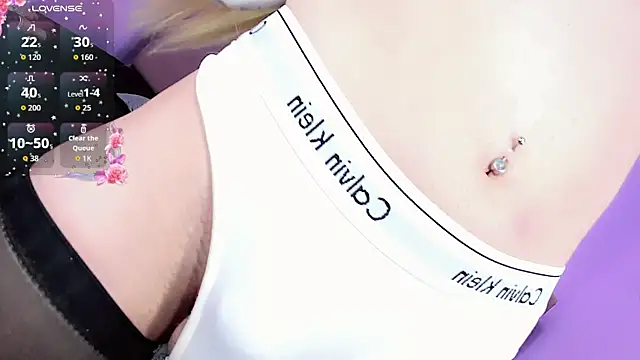 Babyuriel211 online show from September 27, 5:36 am