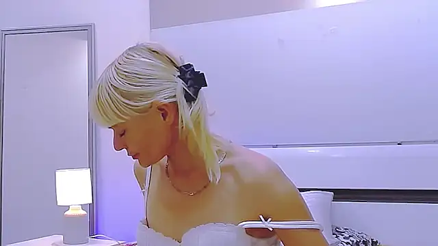 Snapshot of MelanieCat chatting on September 29, 7:57 am MelanieCat online show from September 29, 7:57 am