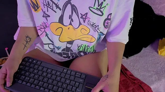 zoelight18 online show from September 21, 5:17 am