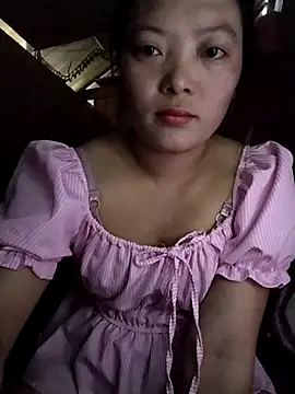 Snapshot of Thuyta chatting on October 6, 1:00 am Thuyta online show from October 6, 1:00 am