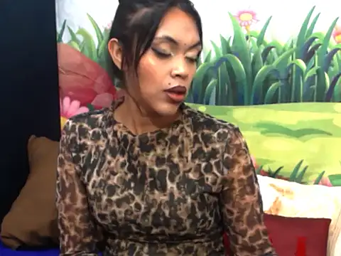 Snapshot of indiandesire4u69 chatting on November 1, 6:23 pm indiandesire4u69 online show from November 1, 6:23 pm