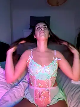 AlitaNova online show from September 28, 4:12 pm