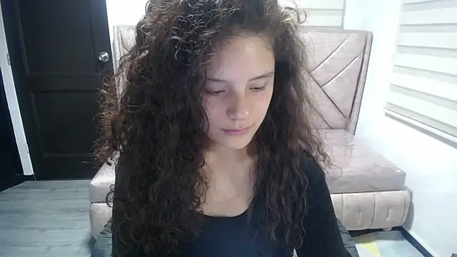 Snapshot of Velvet_Moon_V chatting on October 14, 1:14 pm Velvet Moon V online show from October 14, 1:14 pm