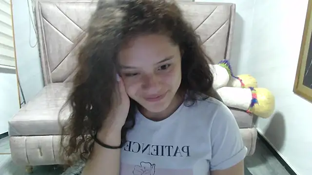 Snapshot of Velvet_Moon_V chatting on October 27, 1:06 pm Velvet Moon V online show from October 27, 1:06 pm