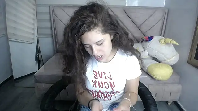 Snapshot of Velvet_Moon_V chatting on September 17, 1:09 pm Velvet Moon V online show from September 17, 1:09 pm