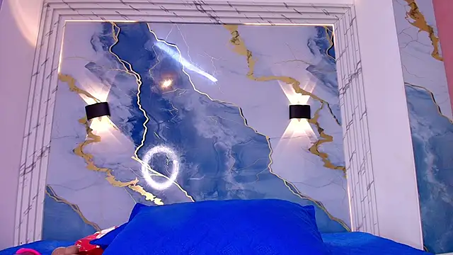 Snapshot of Anne_miller05 chatting on October 27, 7:19 pm Anne miller05 online show from October 27, 7:19 pm