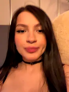 Snapshot of AlanaHurd chatting on October 19, 2:52 pm AlanaHurd online show from October 19, 2:52 pm