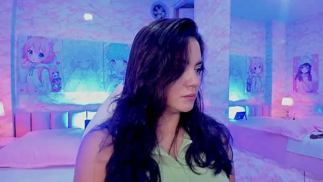 Lhea Foxx online show from November 3, 9:30 pm