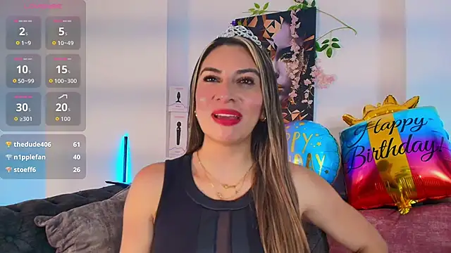 Snapshot of may_wood chatting on October 18, 1:03 pm may wood online show from October 18, 1:03 pm