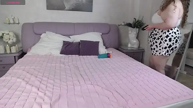 BettiBell online show from September 26, 10:18 pm