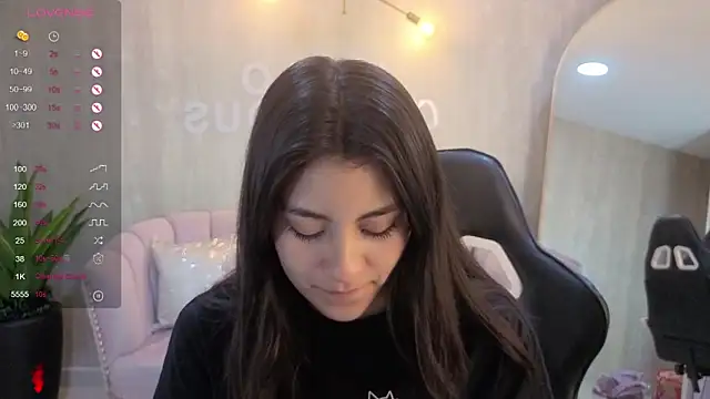 Zoe Blaze A online show from October 2, 12:10 pm