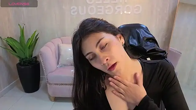 Zoe Blaze A online show from October 16, 12:08 pm