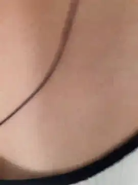 Snapshot of Naira-Tripathi chatting on September 21, 7:18 am Naira-Tripathi online show from September 21, 7:18 am