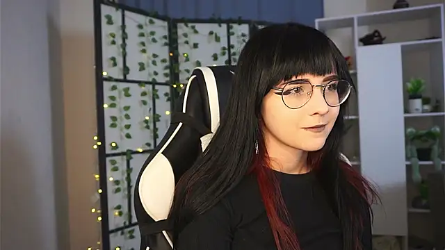 Snapshot of BereniceBattersby chatting on September 14, 9:12 pm BereniceBattersby online show from September 14, 9:12 pm