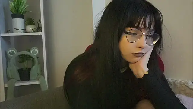 Snapshot of BereniceBattersby chatting on September 23, 8:40 pm BereniceBattersby online show from September 23, 8:40 pm