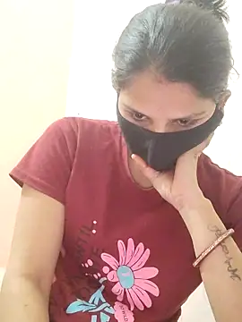 poojam93 online show from February 7, 4:22 pm