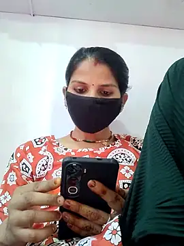 Snapshot of poojam93 chatting on October 16, 8:50 am poojam93 online show from October 16, 8:50 am